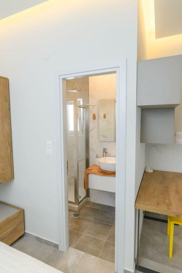 Superior Modern Apartment In The Center With View. 볼로스 외부 사진